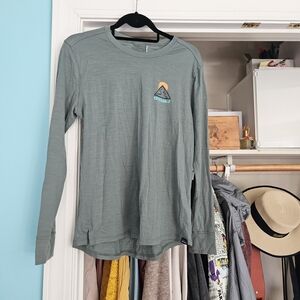 Patagonia Gray Long Sleeve Shirt